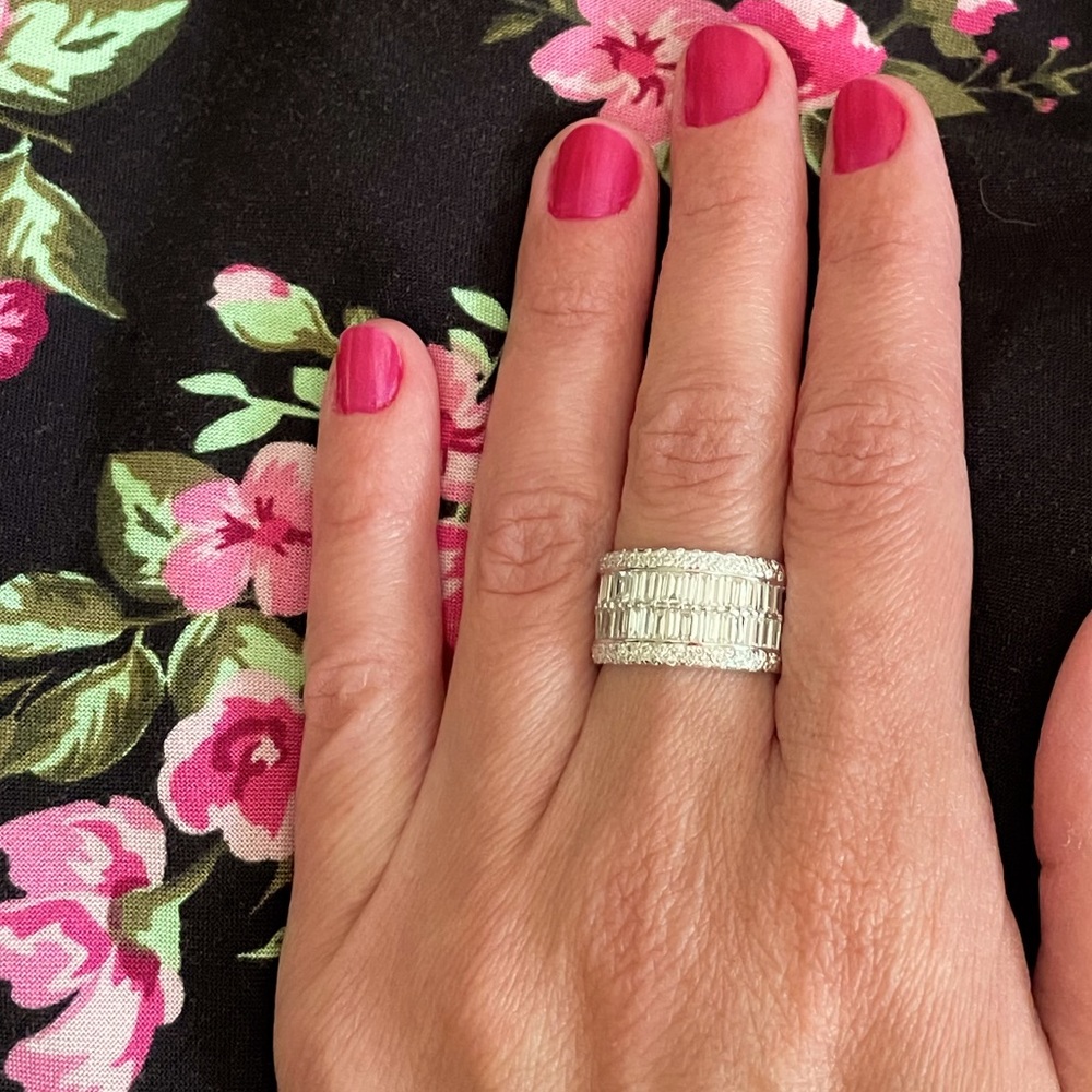 Levian 18k Gold Wedding Anniversary Ring 1.55 ct - Picture 2 of 4